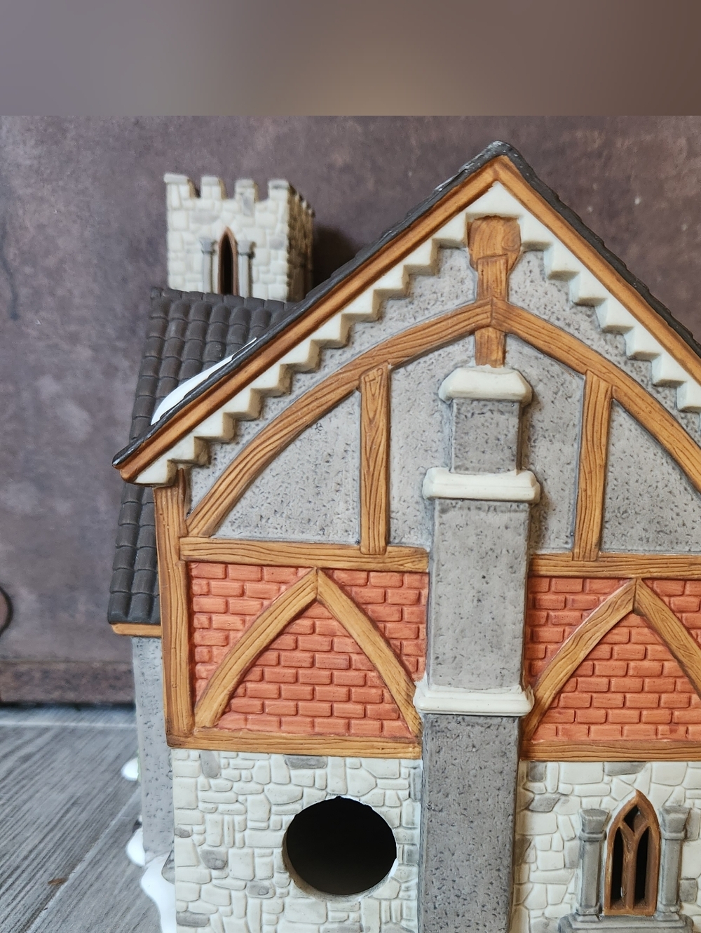 Vintage Whittlesbourne Church Handpainted Porcelain Dickens Village Series - Picture 5 of 16